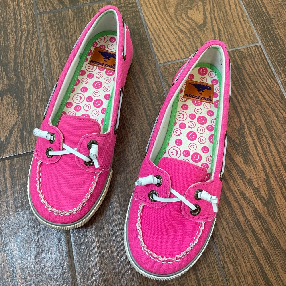 Rocketdog 2 - eye loafer shoes Size: 9 Color: pink with white leather lacing